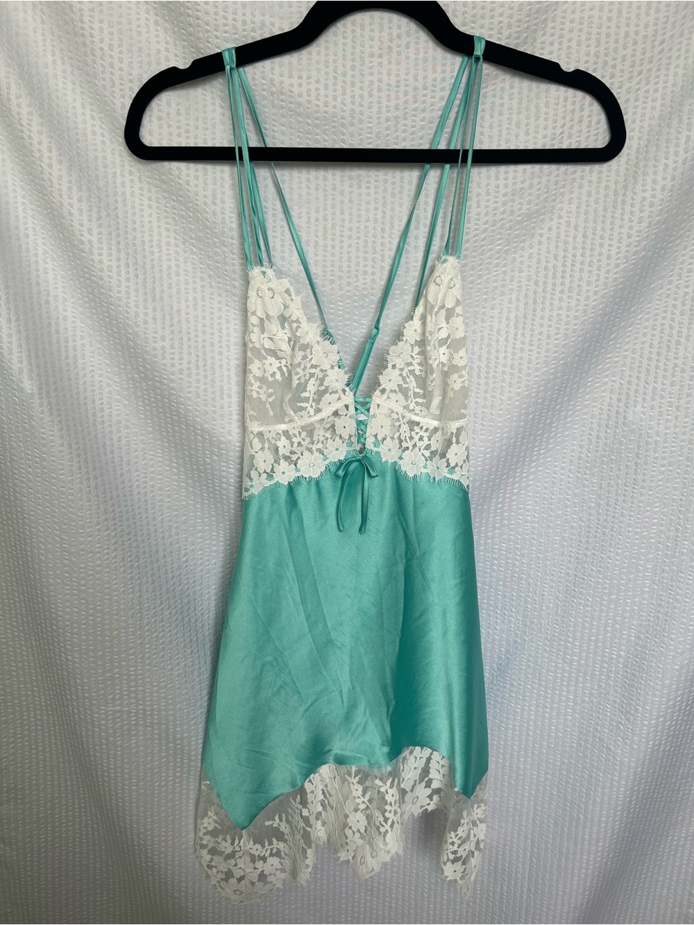 Victoria's Secret Aqua White Lace Satin Slip Chemise Size Small